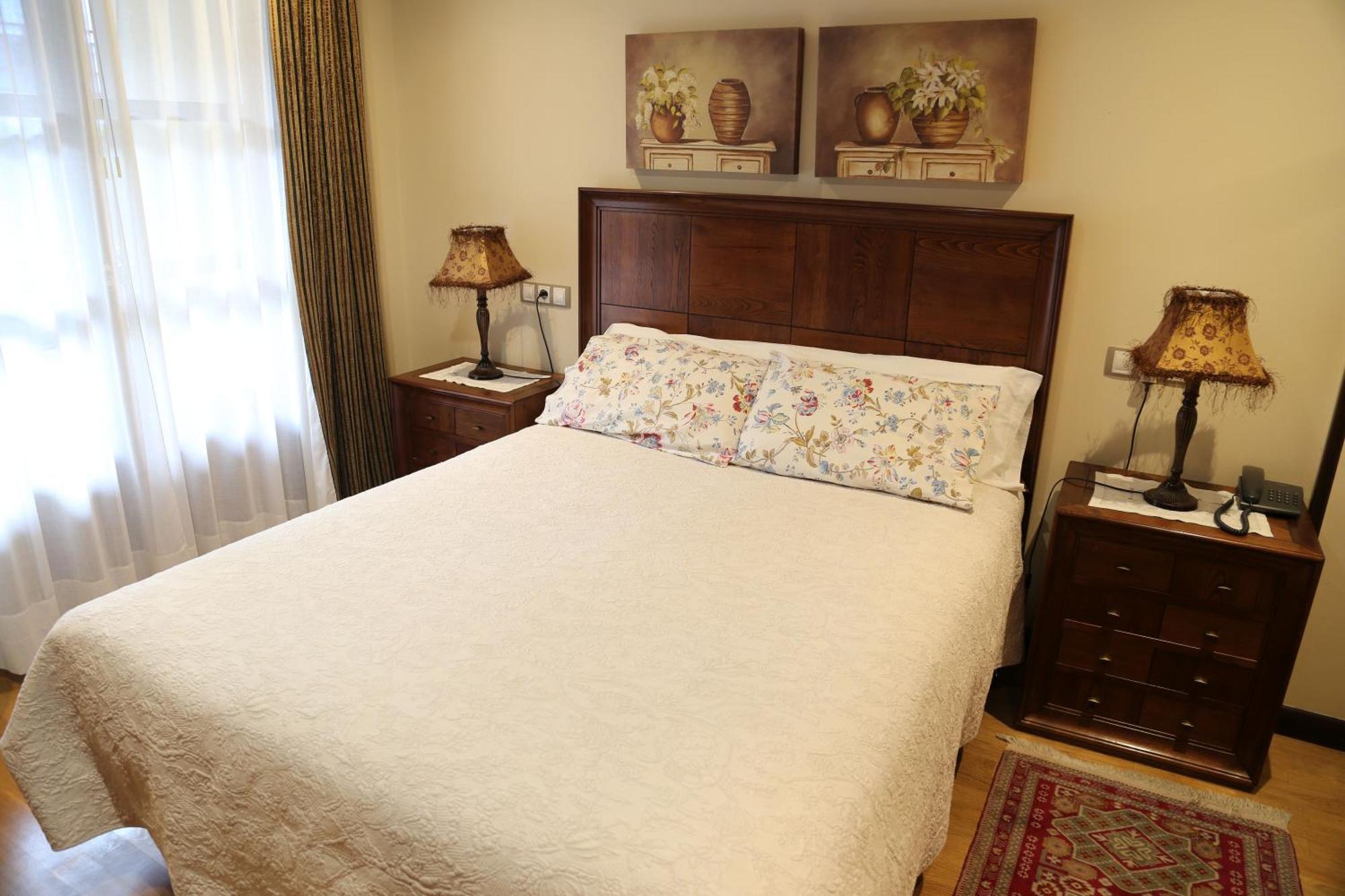 Apartamentos La Pontiga *** Infiesto Kamer foto